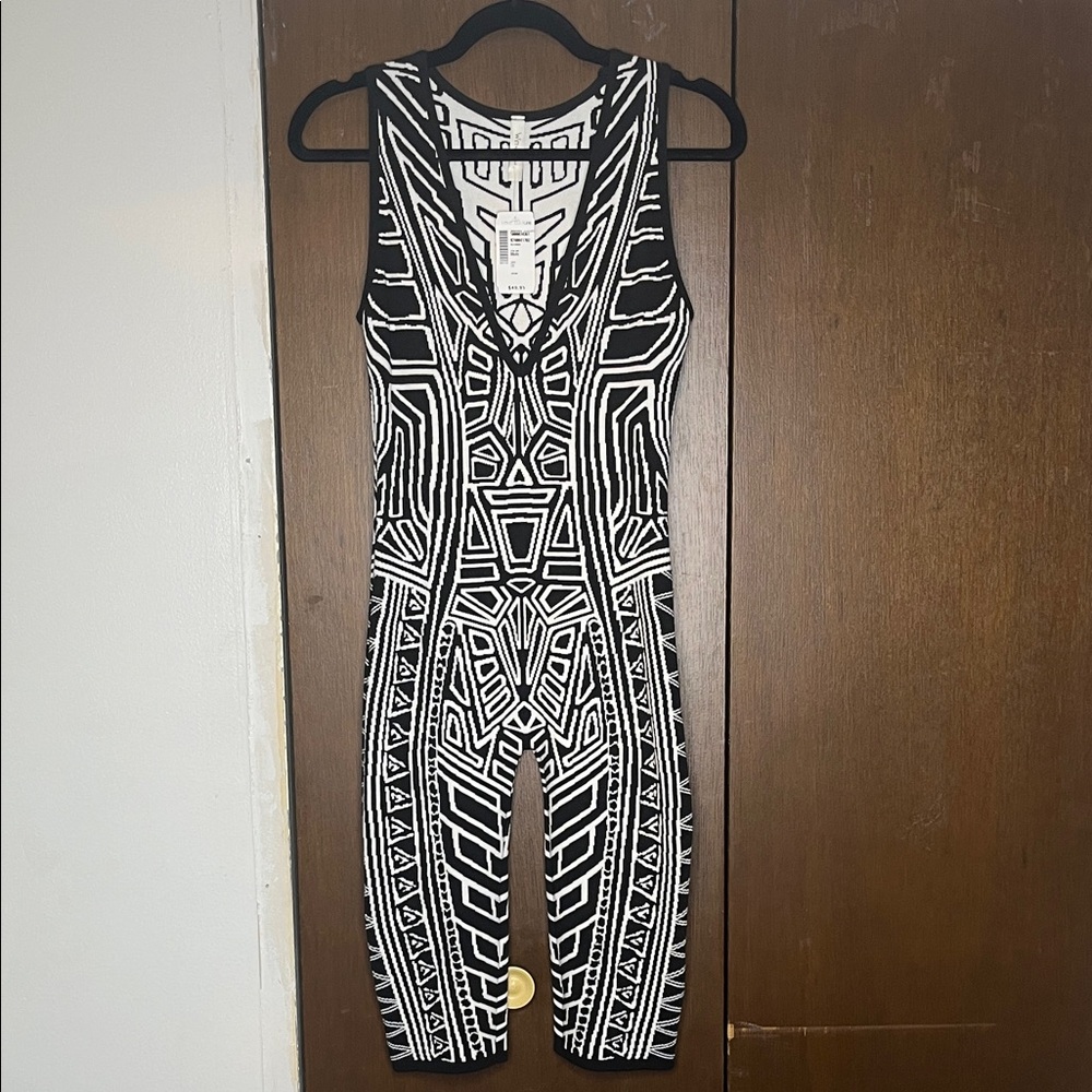 Geometric Black and White Sleeveless Romper